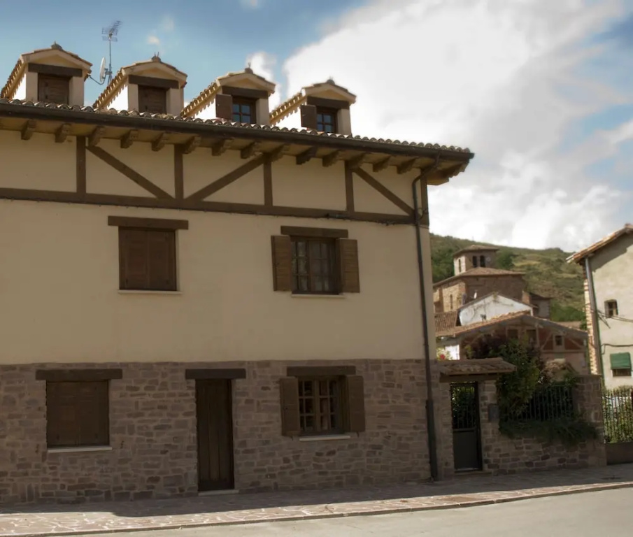 Rural House "casa Fresneda",rustic Lodging With Calm and Charm