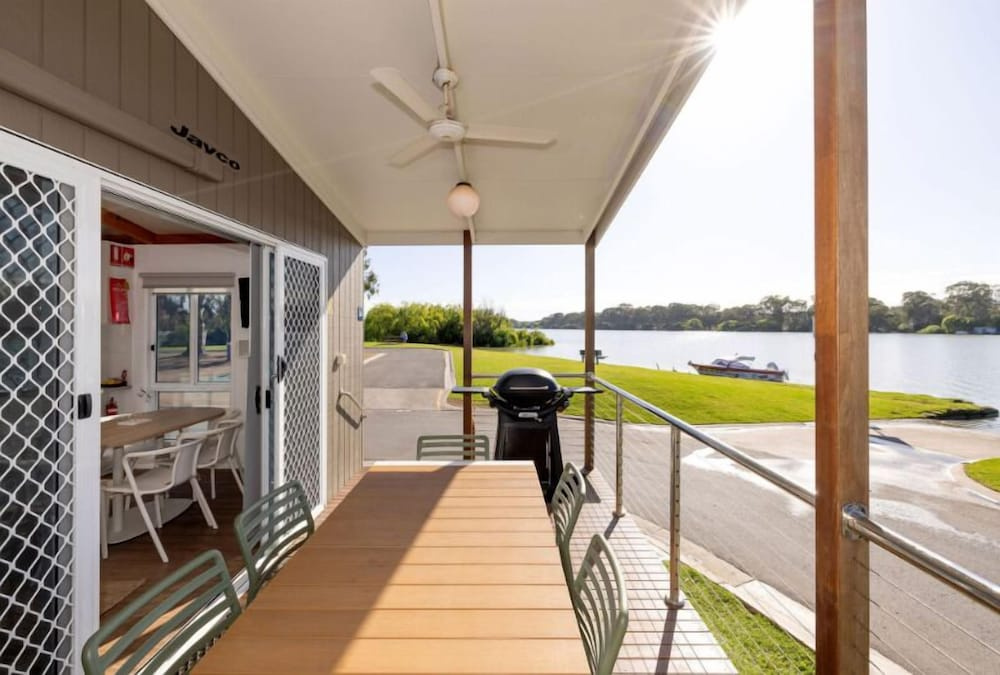 3 Bedrooms Villa with river view