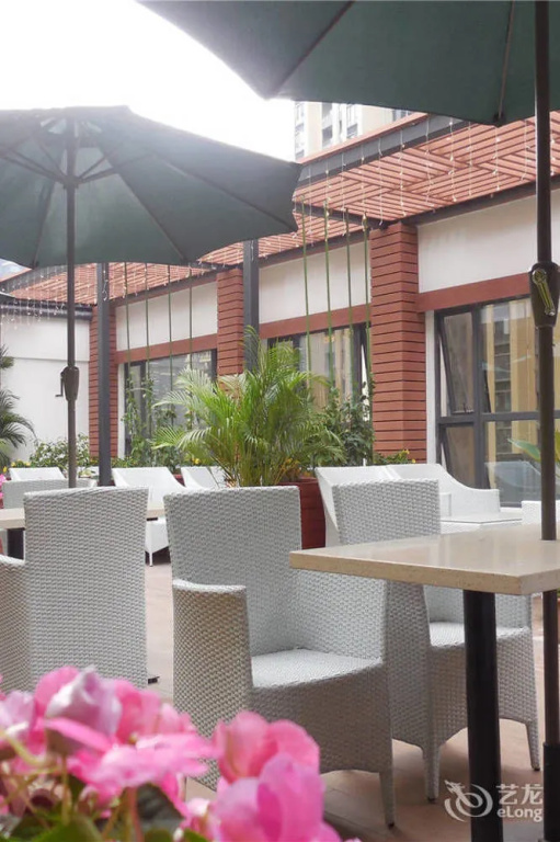 Hotel photo 13