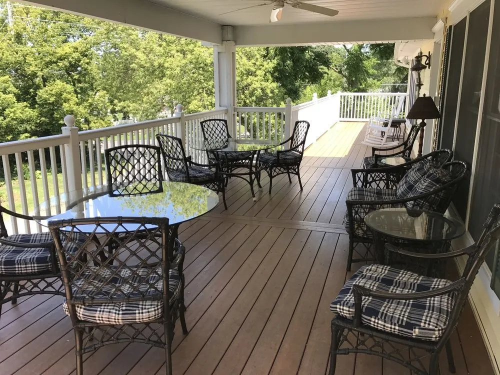 Harbour View Suites