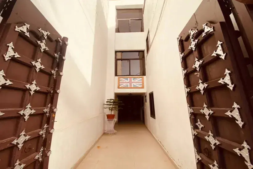 The Urban Stay