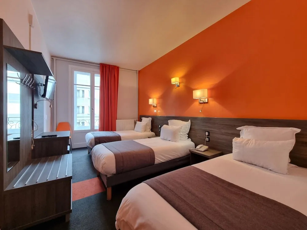 Superior Triple room