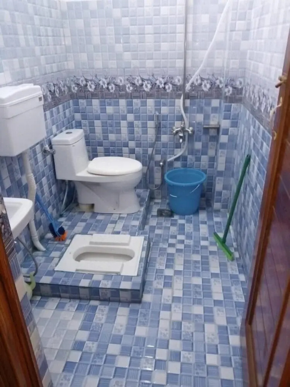 Deluxe Double room (full double bed)