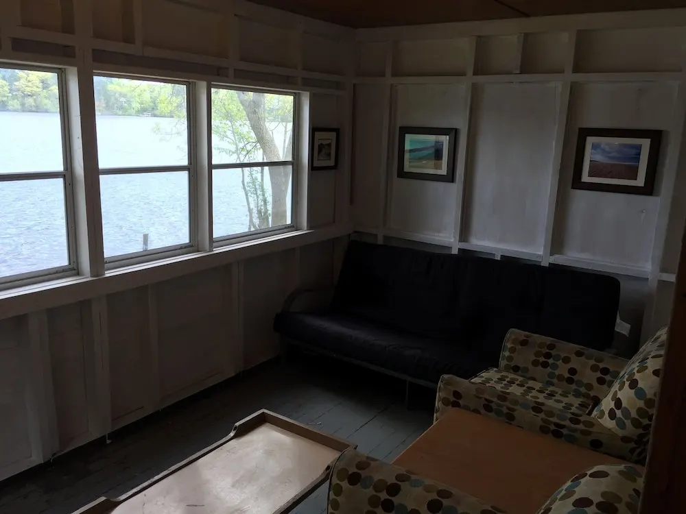 Comfort room
