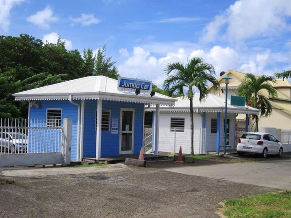 Studio in Sainte Anne, With Enclosed Garden and Wifi