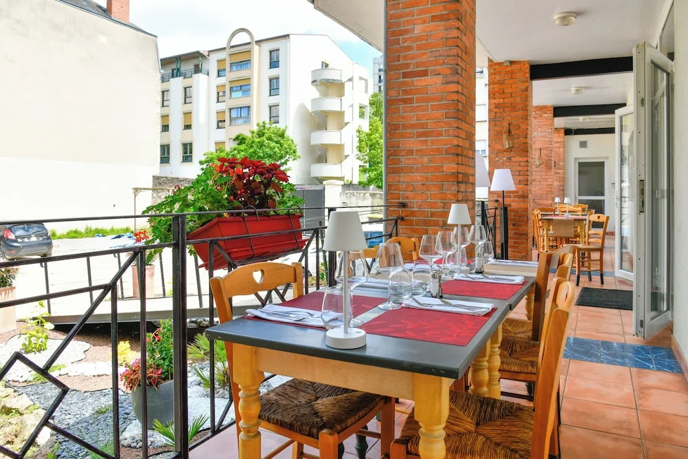 Hotel photo 8