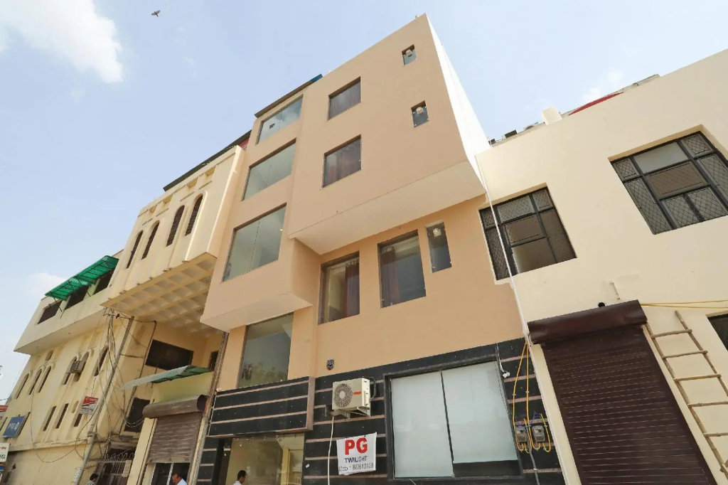 Hotel Shantinivas