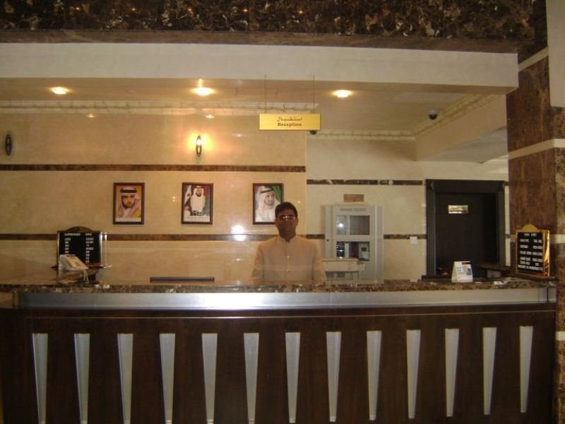 London Crown Hotel - Général