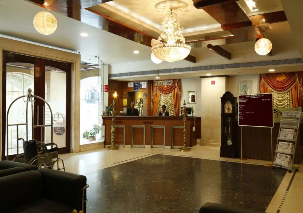 Lobby & Reception