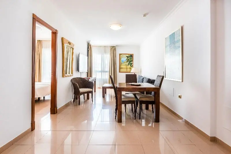 Toboso Apar-Turis - Chambres