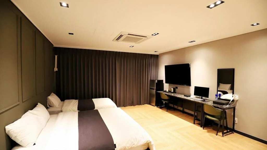 Dongducheon Hotel The Gray