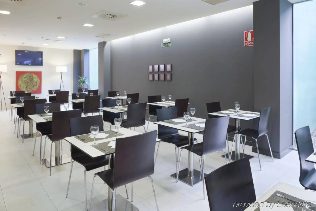 Holiday Inn Express Pamplona by IHG - Général