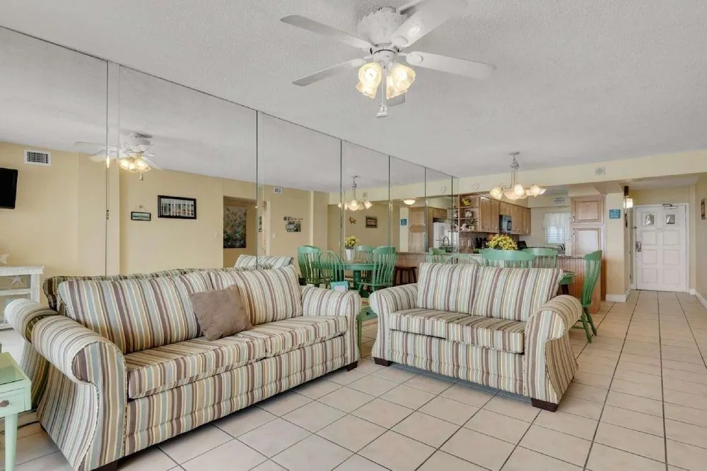 Regency Towers 3 Bedroom Apartment
