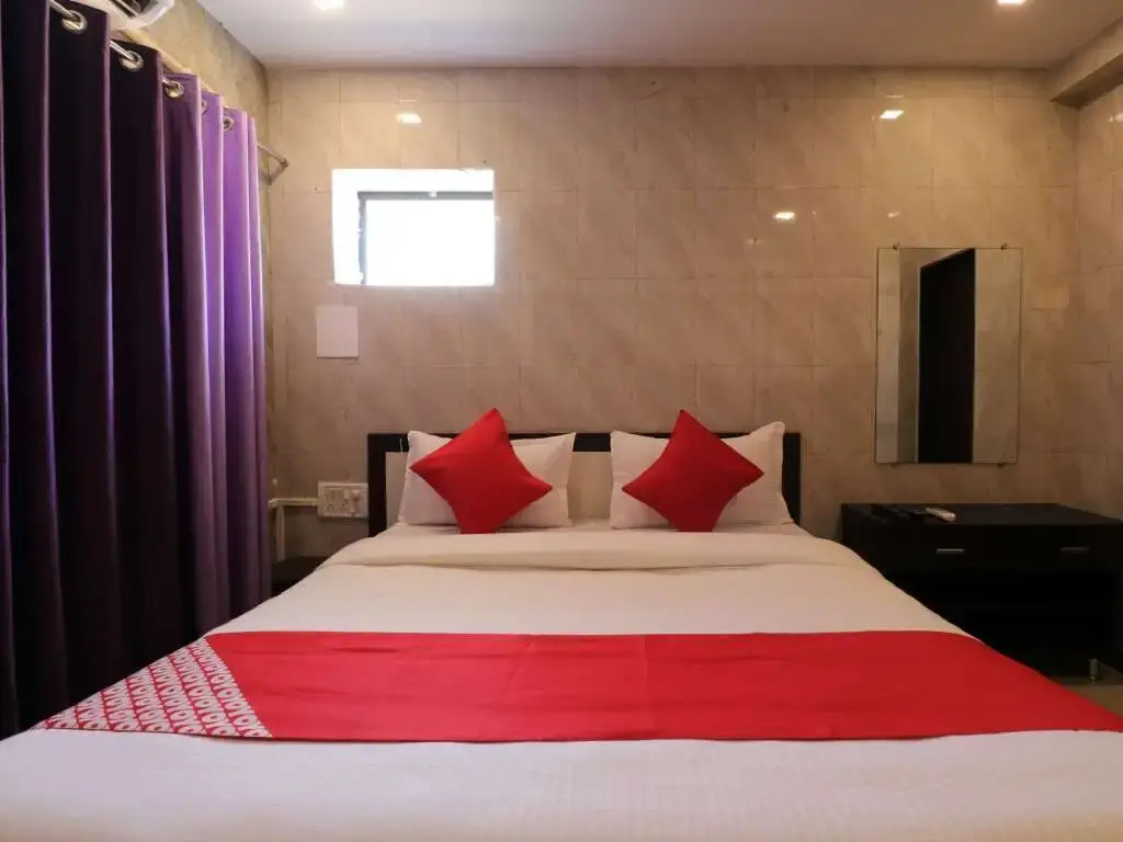 Oyo Flagship 77425 Hotel Manas