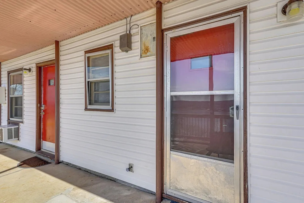 Unit 5: Prime Location, Lake of the Ozarks Apt!