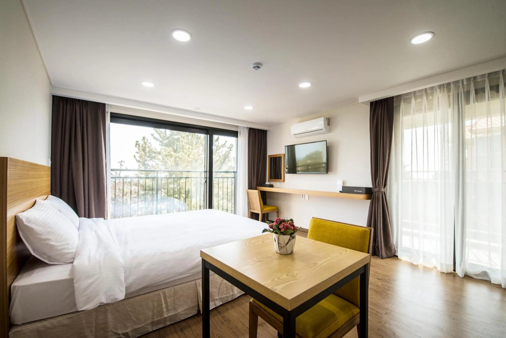 W Ocean Pension — 3