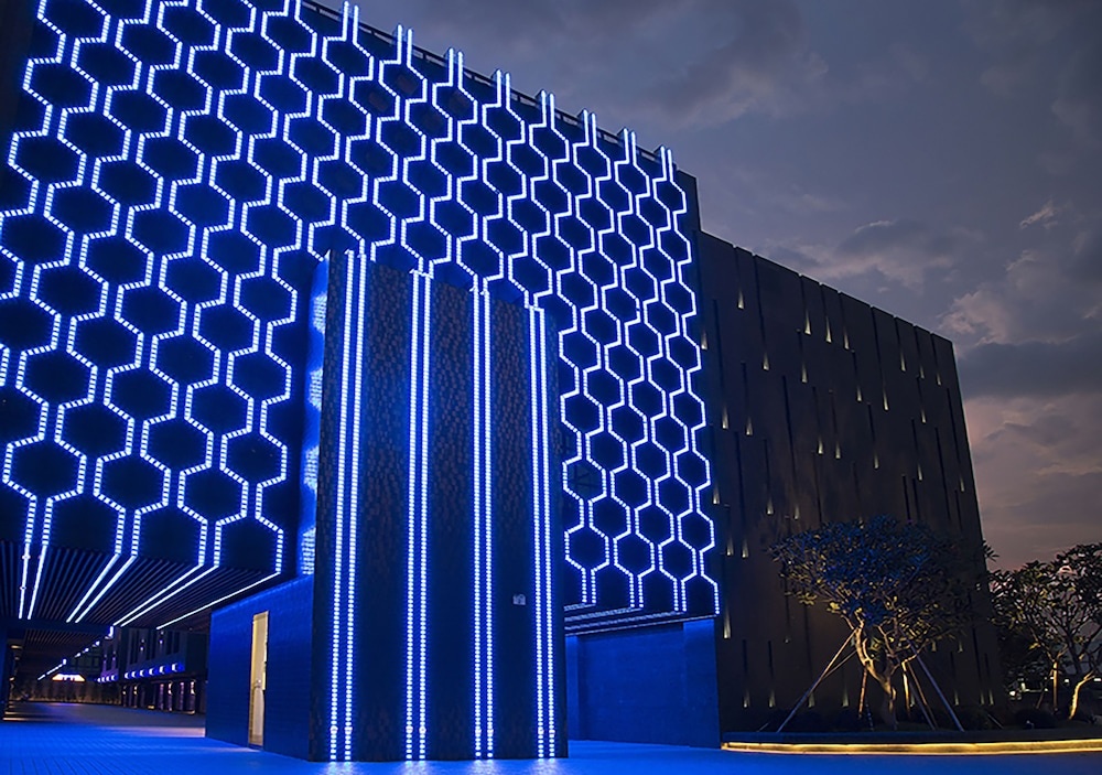 Royal Group Motel Feng Shan Branch