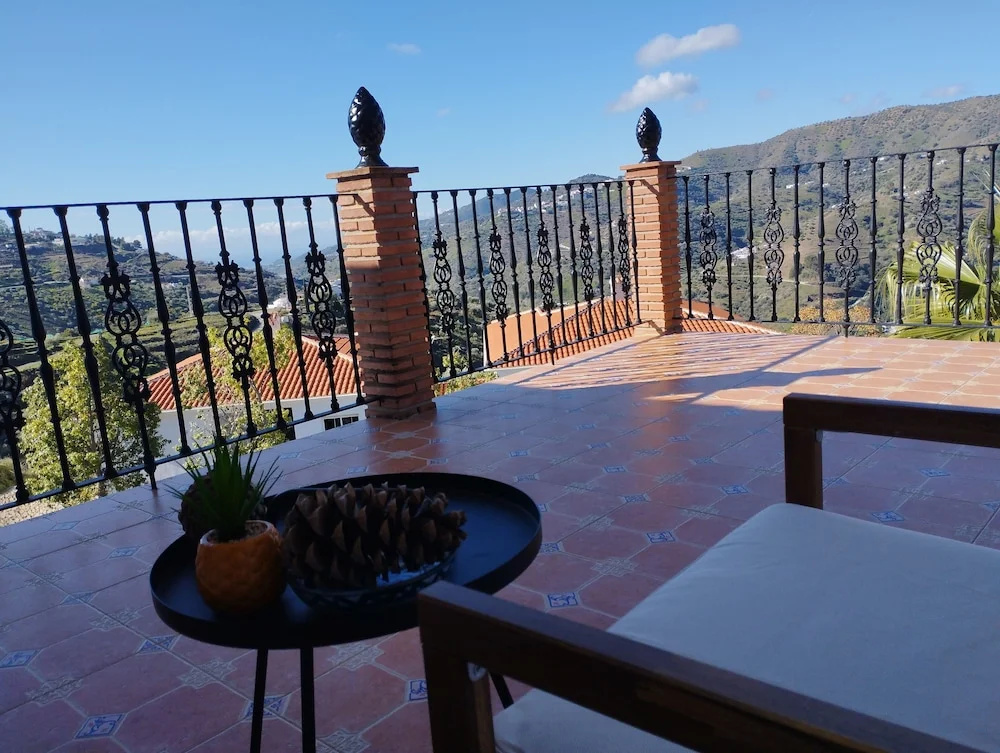 Malaga Hills Boutique & Wellness Hotel