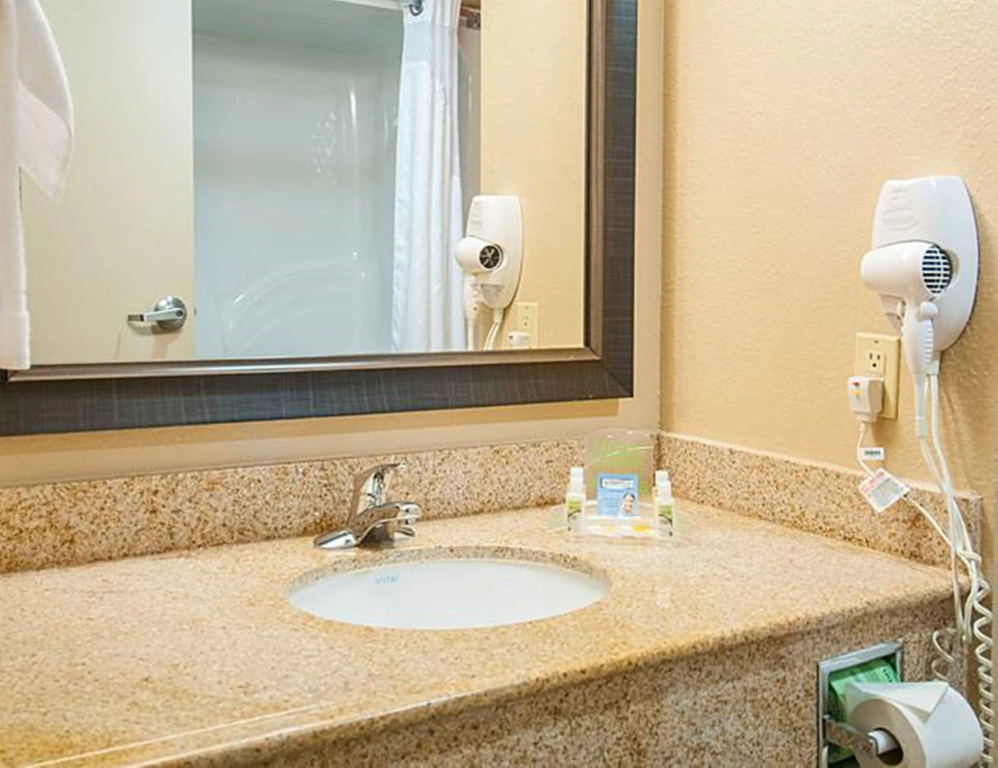Holiday Inn Hotel & Suites Slidell by IHG - Général