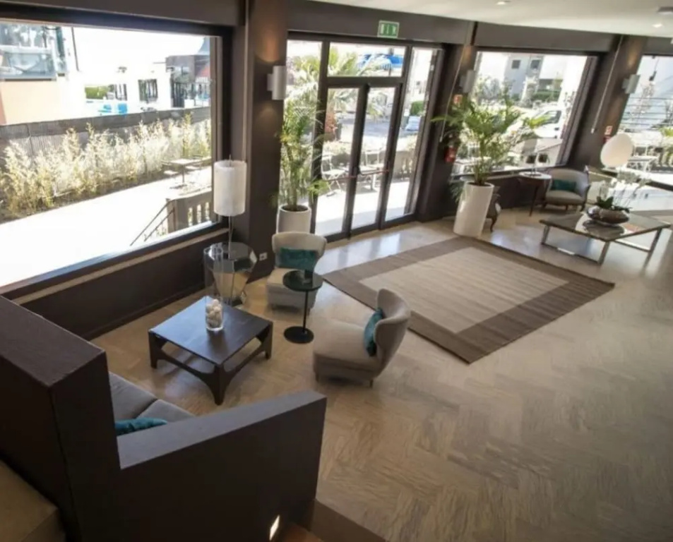 Hotel photo 8