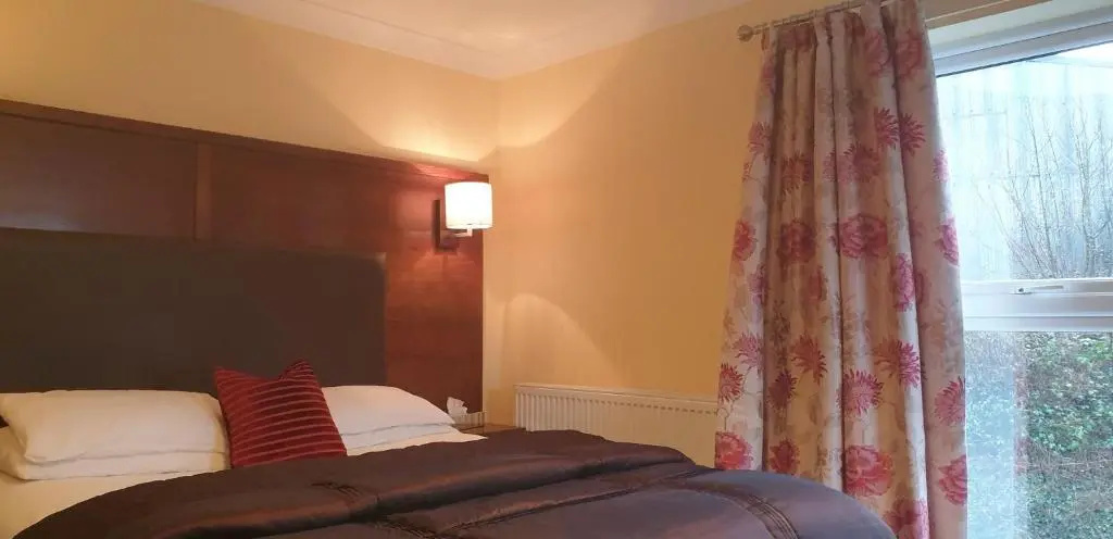 Usk And Railway Inn - Chambres