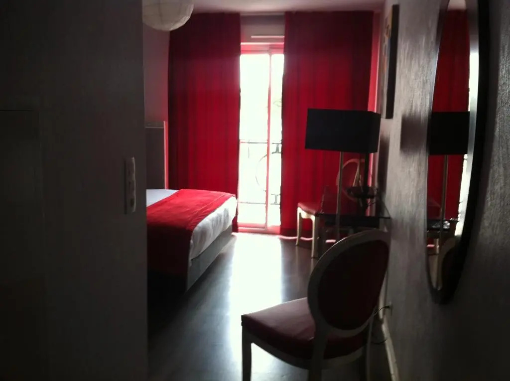 Double Studio (full double bed)