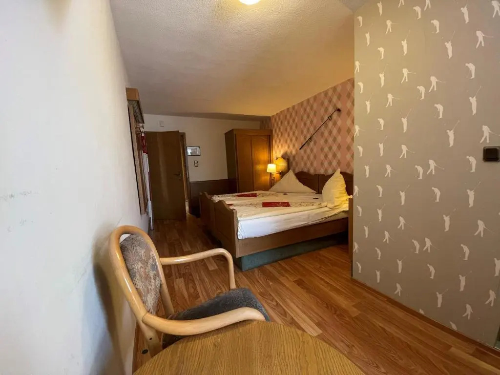 Bebras Hessischer Hof - Chambres