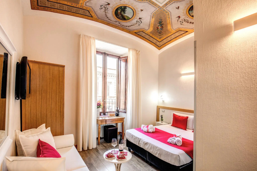 Triple room