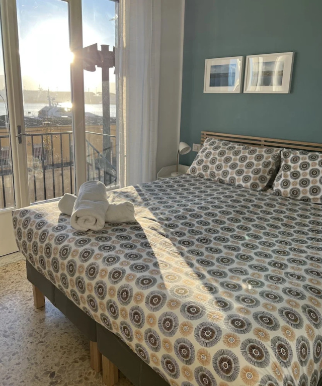 Standard Double room with balcony and with sea view (full double bed)