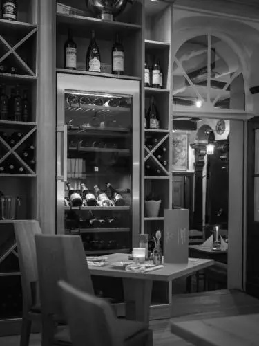 Food & Beverage
