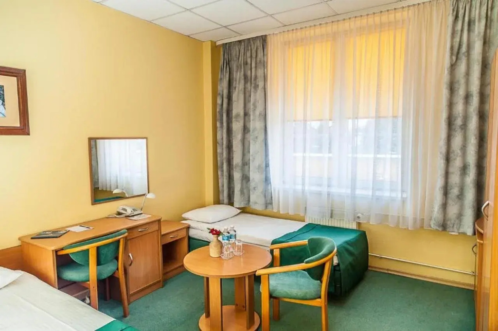 Hotel photo 12