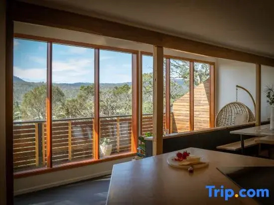 2 Bedrooms Cottage