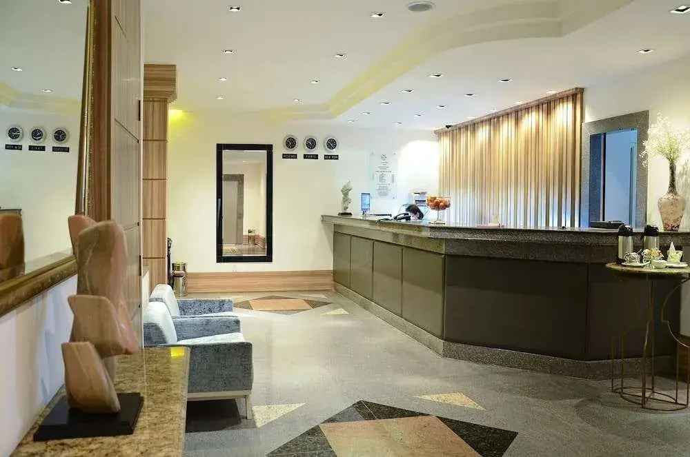 Castel Plaza Hotel - Général
