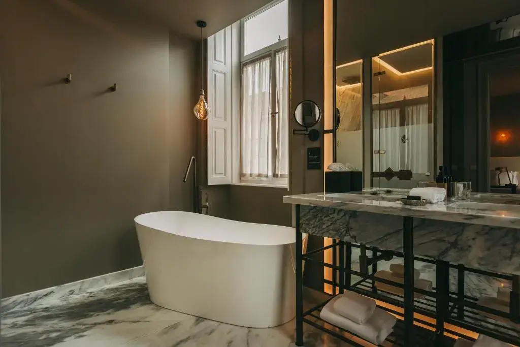 Hotel Torel Avantgarde image General