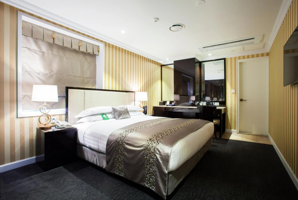 Отель The Grand Hotel Myeongdong в Сеуле