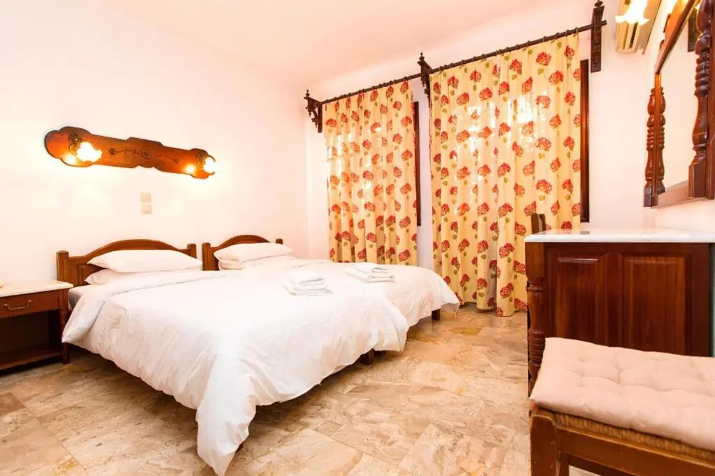 Standard Double room (twin beds)