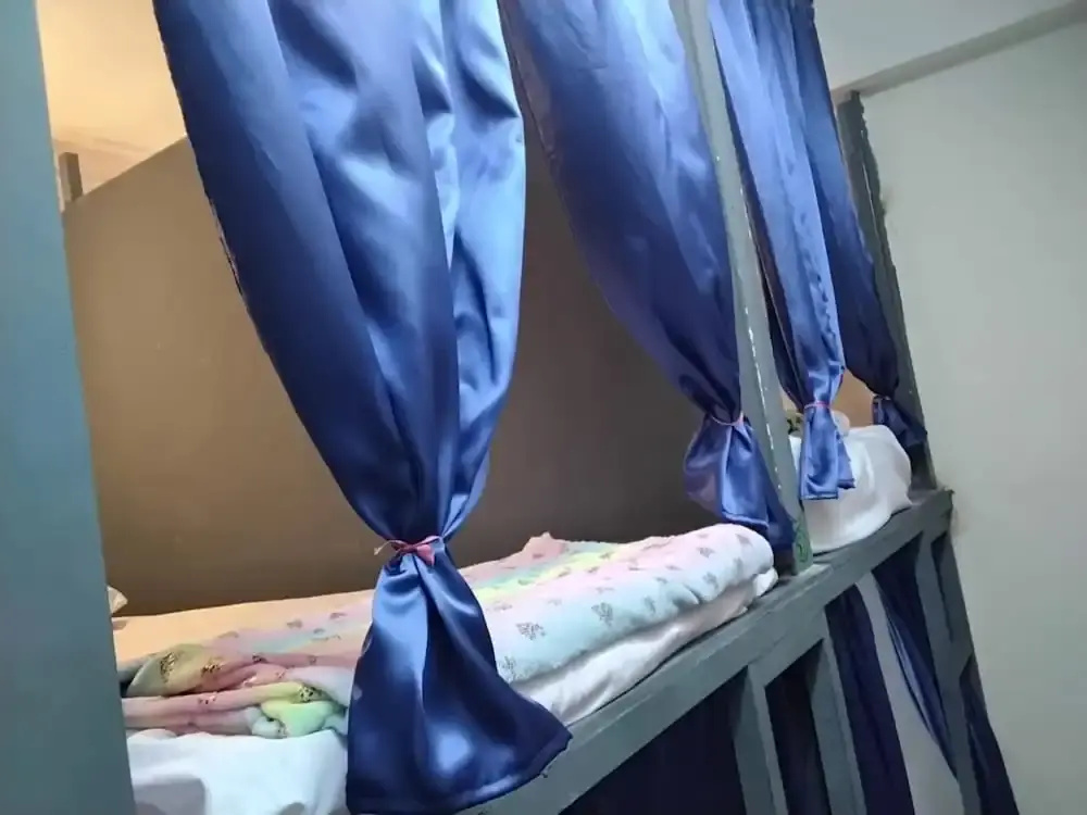 Bed in Dorm with city view