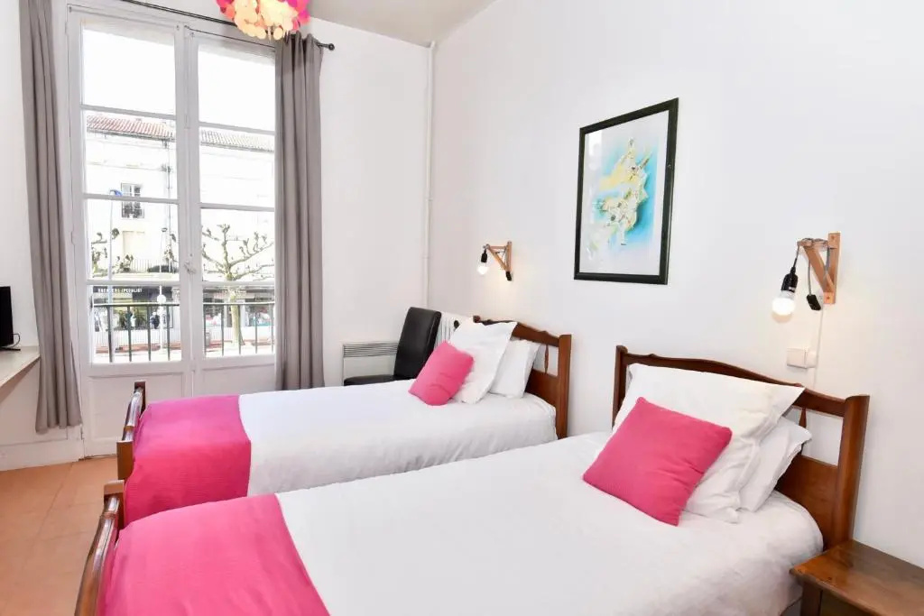 Standard Double room (twin beds)