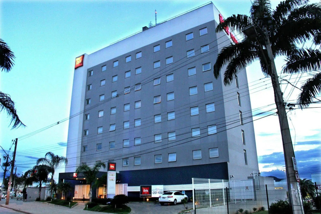 ibis Montes Claros Shopping