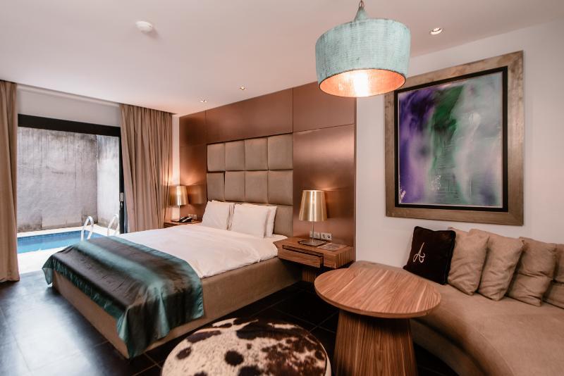 Amaroossa Suite