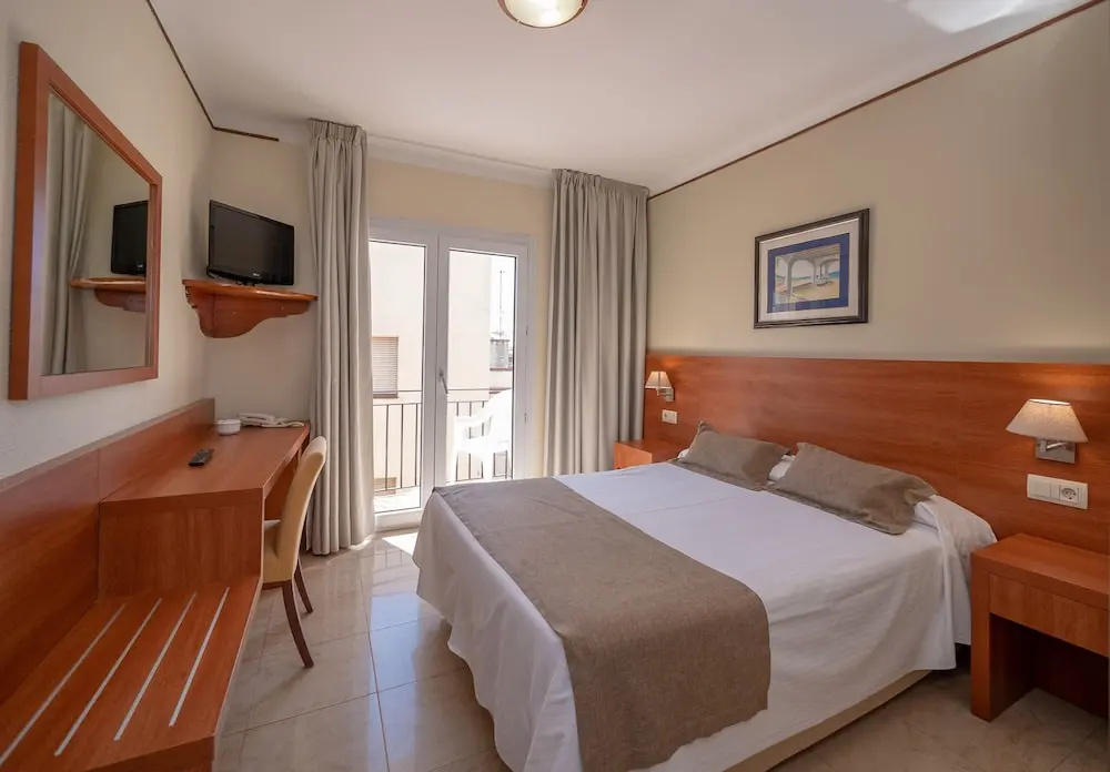 Hotel photo 2
