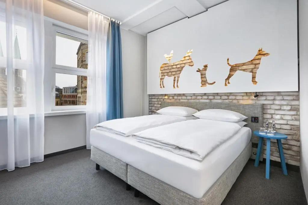 Superior Double room (full double bed)