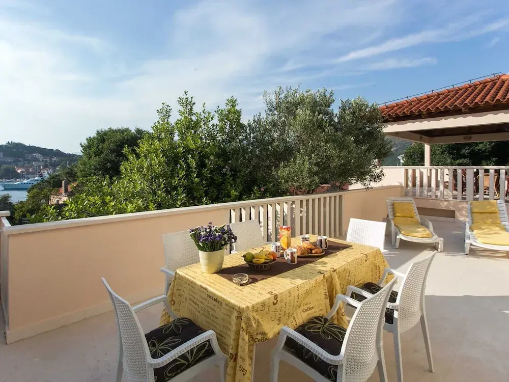 Apartments Miljan Popovic - Two Bedroom Apartment With Terrace and Sea View