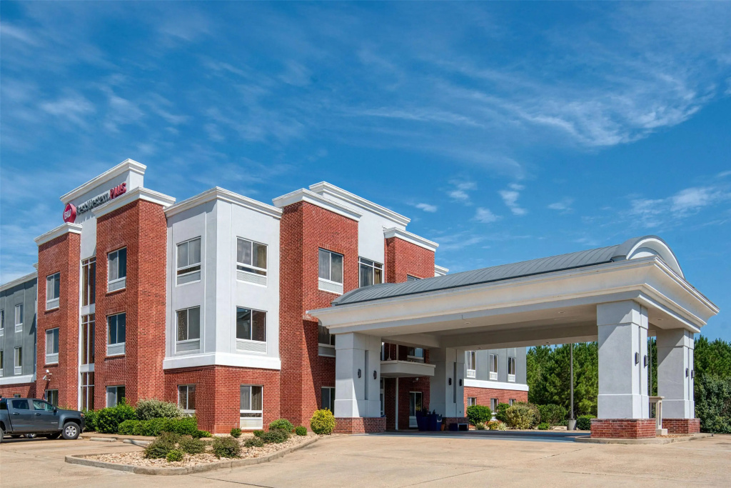 Best Western Plus Philadelphia-Choctaw Hotel and Suites