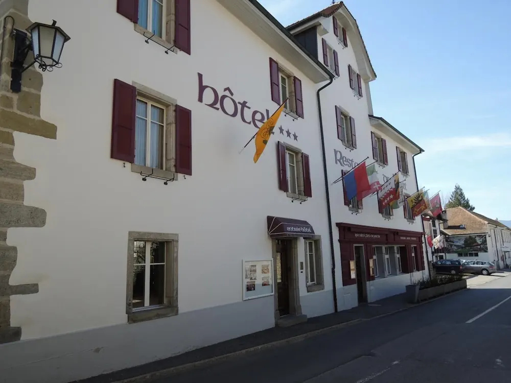 Hôtel du Port