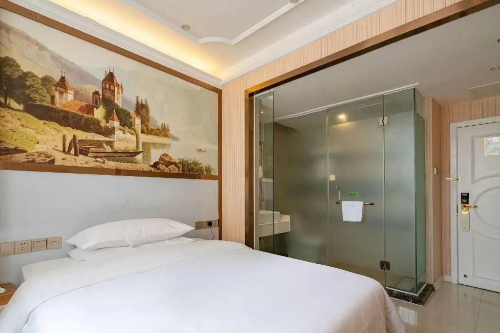 Vienna 3 Best Hotel Nanning Station — фото 1