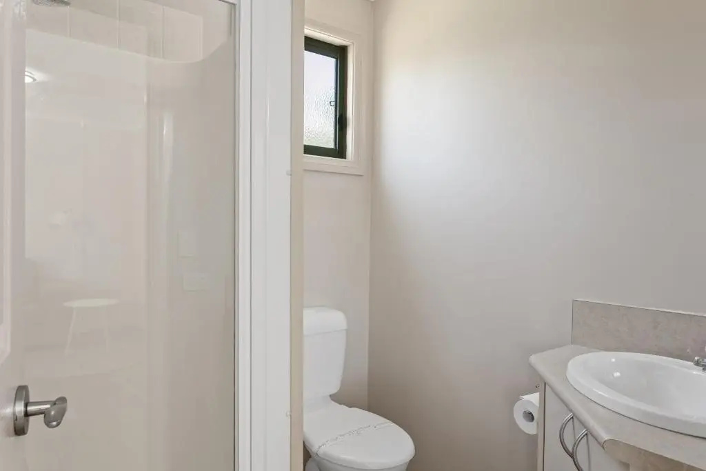 Deluxe Double room (full double bed)