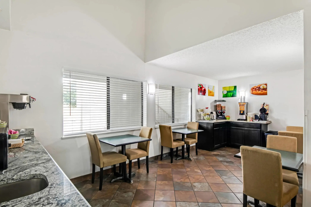 Hotel photo 21