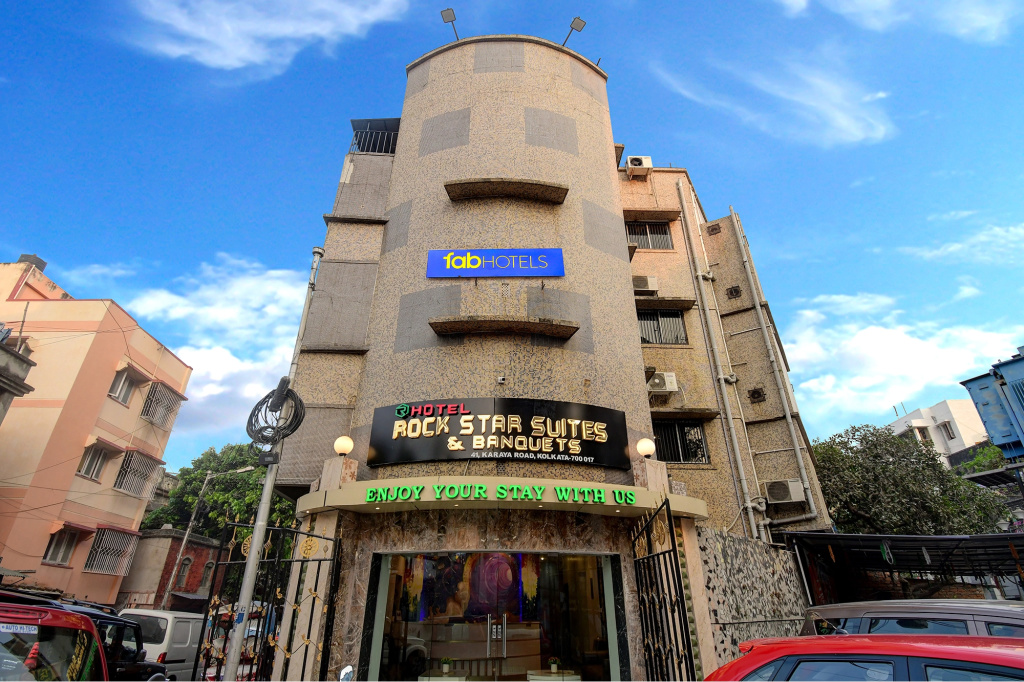 Fabhotel Prime Rockstar Suites