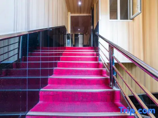 Bingdu Fashion Express Hostel